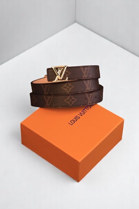 قشاط - Lv  / شامل علبة الشركة - شعار بني / اكسسوار ذهبي <br> <span class='text-color-warm'>نفدت الكمية</span>